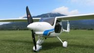 小型电动飞机问世 节约能源费用