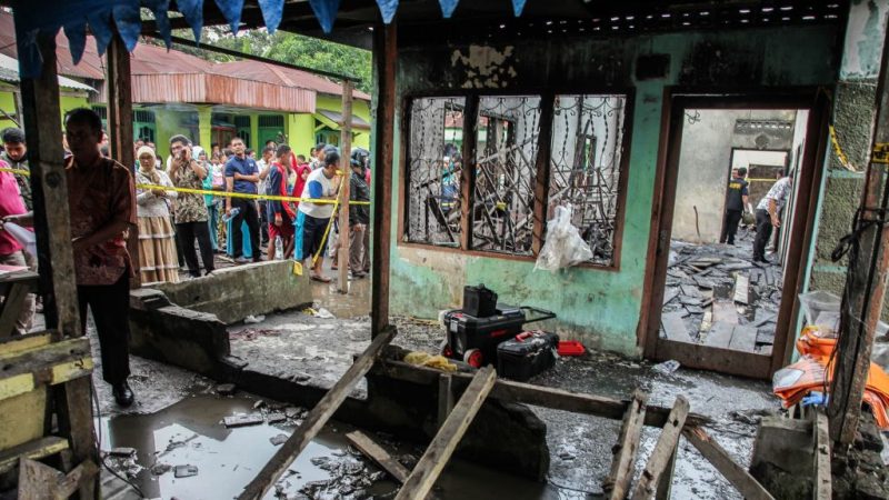 印尼火柴厂失火 烈焰迅吞建筑酿至少30死