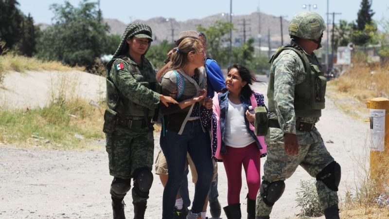 减缓移民涌入美国 墨西哥部署15000名军人