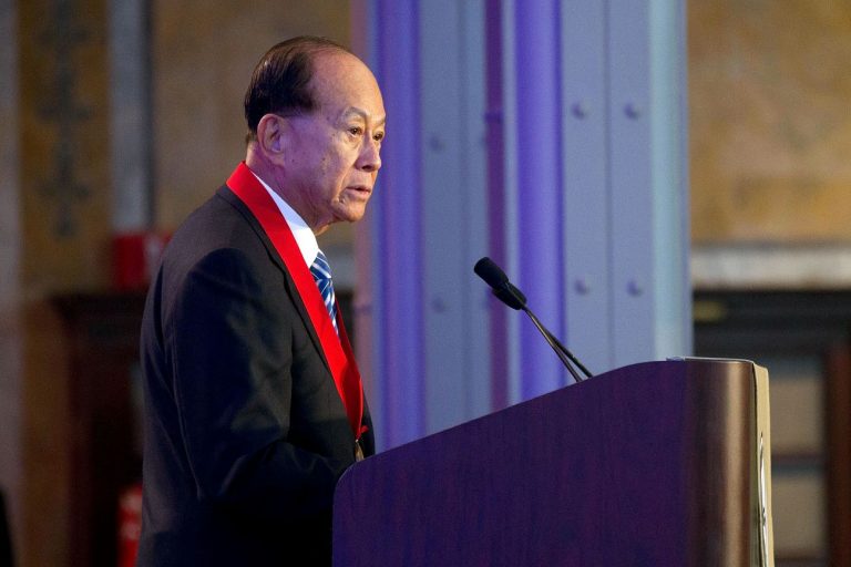李嘉誠缺席汕頭大學畢業典禮 18年來首次