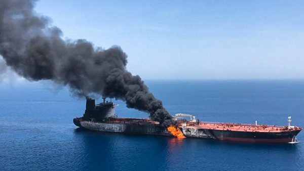 美官员:油轮遇袭极似伊朗所为 或回收碎片溯源
