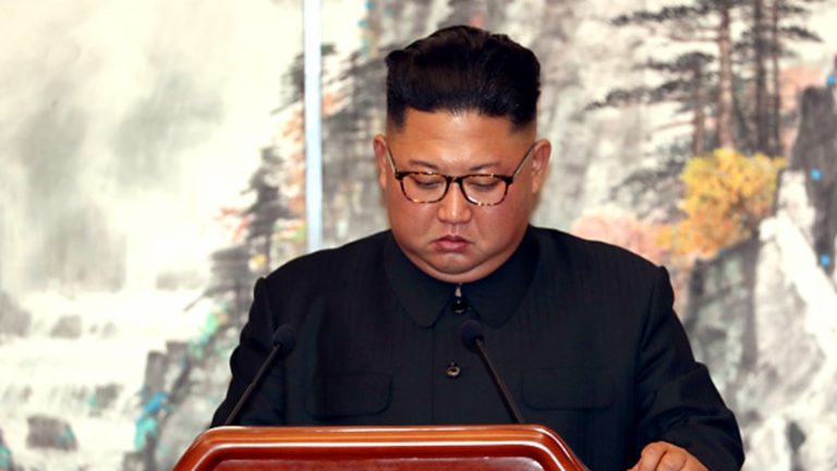脫北女孩：朝鮮真有「犬決」金正恩與李雪主現場觀看