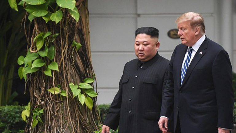 「川習會」前川普發推文：過幾天與金正恩三八線握手
