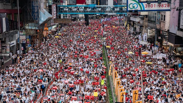 袁斌：香港民眾對中共大聲說「不」