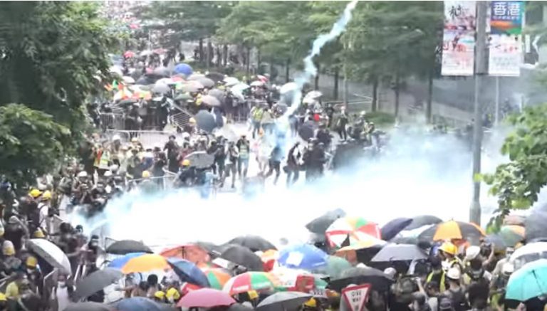 國際特赦組織報告:證據確認港警6.12施過度武力