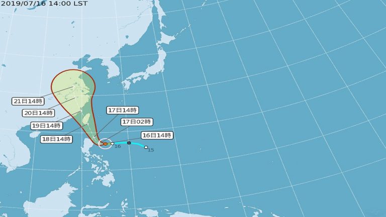 丹娜絲恐90度北轉襲台 17日約中午發陸警