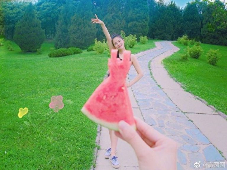 高圓圓產後首度晒照 用西瓜當裙子創意十足