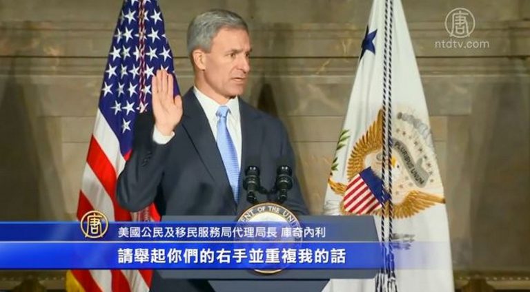 出席歸化入籍儀式 彭斯: 要回報國家