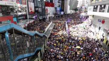 港泛民政黨及電台遭入侵 破壞七一遊行用具