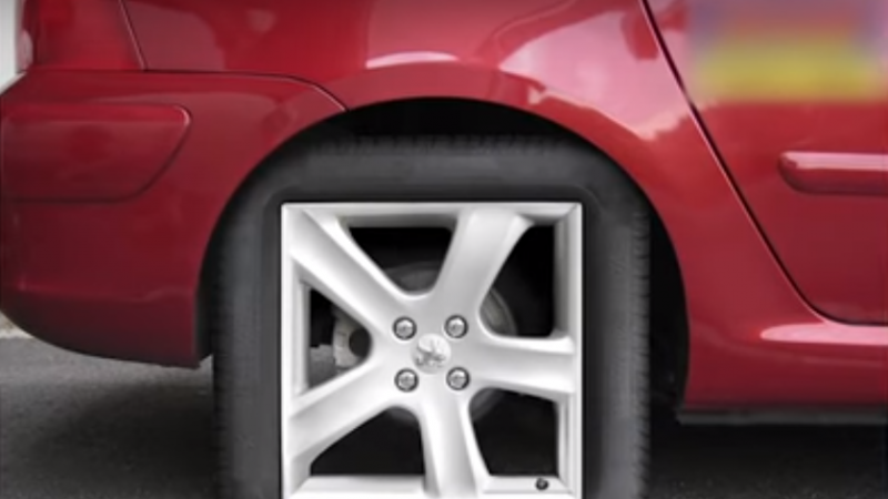 極度奇特的輪胎 方形輪胎真的能行駛嗎（視頻）
