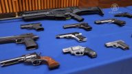 纽约贩枪十人集团被捕获 枪支多来自南卡