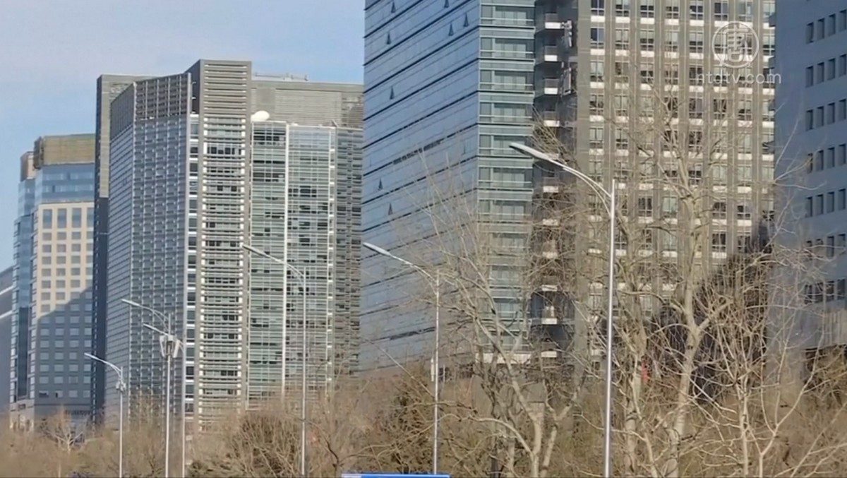 【禁闻】陆媒频报房企破产 为宣布银行倒闭做铺垫？