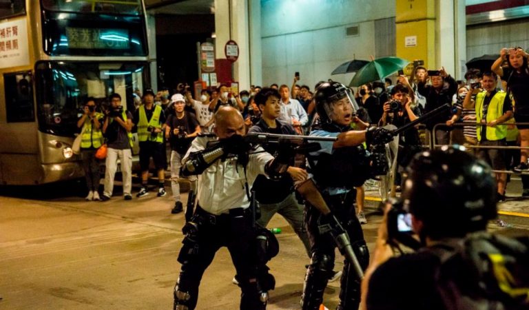 【今日點擊】港澳辦堅挺林鄭 國民黨籲中共勿提油放火