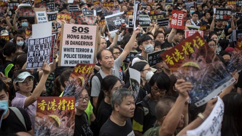 九龙大游行成抗争转折 发动罢工或是未来方向