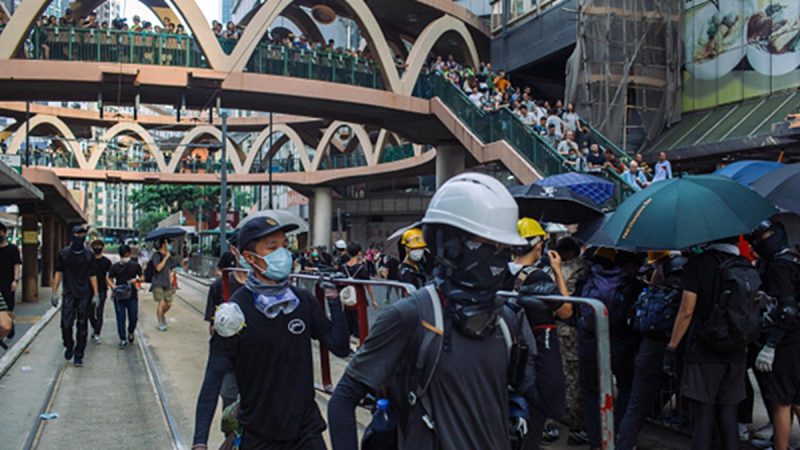 组图1：香港728反送中 示威者打城市游击战