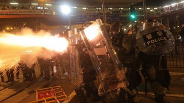 催淚彈壓不住港人怒火 香港728抗爭多地開花
