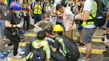 【直播回放】香港新聞界靜默遊行 抗議警暴