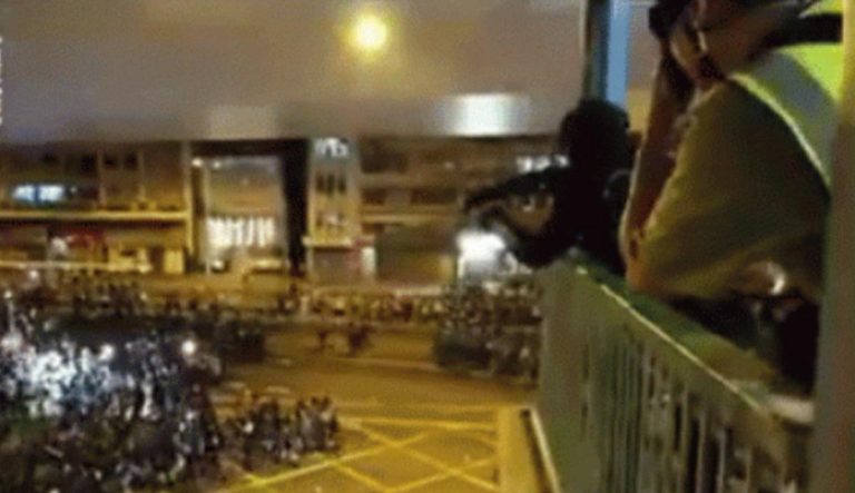 港警中聯辦清場開84槍 包括24發可致命海綿彈