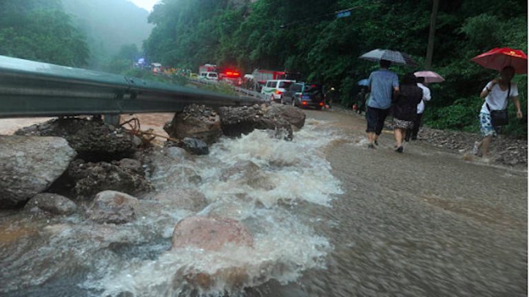 四川樂山特大洪災  災民:水庫洩洪沒預警