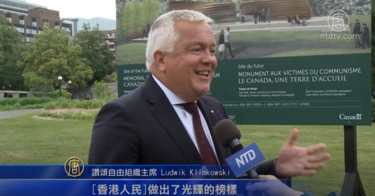 加人讚香港人民為自由而戰