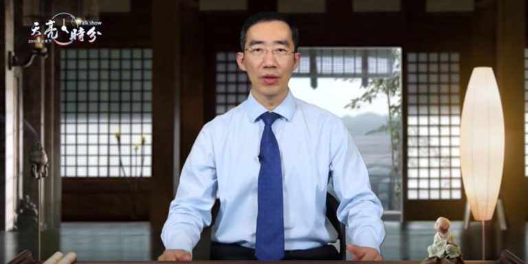 【天亮時分】川普轉推中共軍車進入香港的視頻