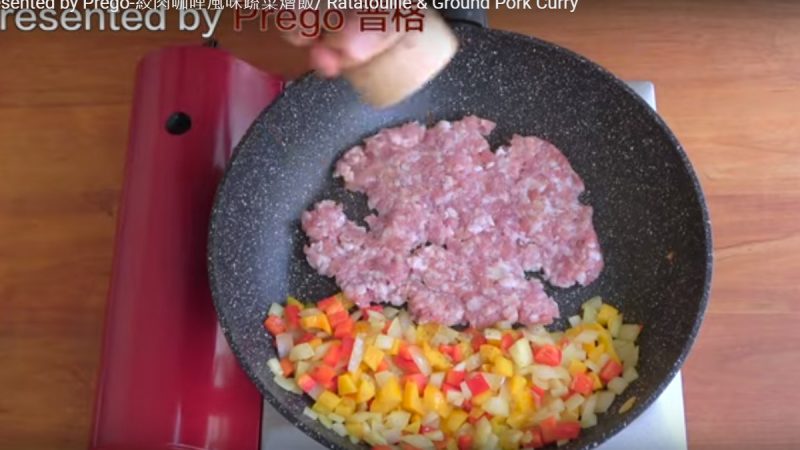 绞肉咖喱风味蔬菜烩饭 健康蔬菜更美味（视频）