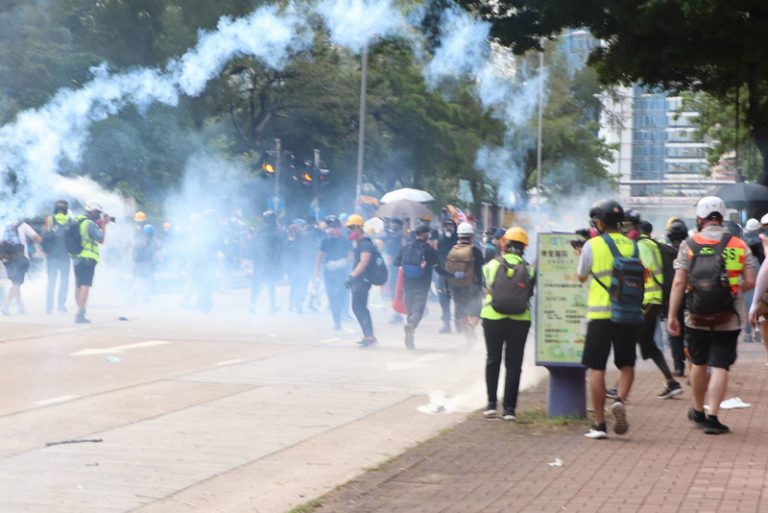 袁斌：中共可能派武警公安對香港實行警管