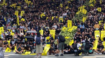 全香港“三罢”行动  陆空交通几乎瘫痪