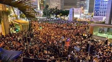 六万港人遮打集会 盼国际关注香港