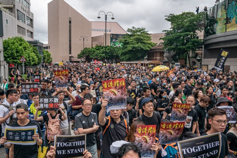 駐港司令強硬發聲 目的何在？