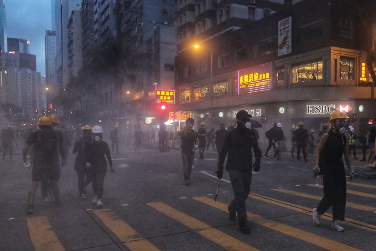 中共抹黑反送中 胡錫進帖文網民看到什麼？