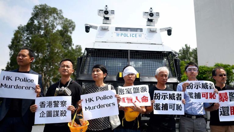 無懼打壓 陸大學退休教師聲援反送中