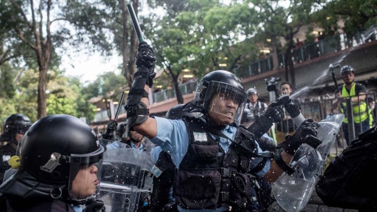 【新聞週刊】全港三罷  萬人接機  「反送中」運動連綿不絕