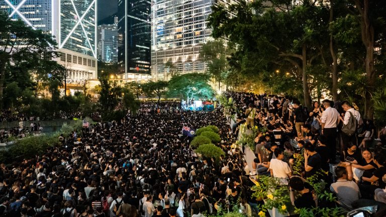 【禁聞】香港大專學界集會 6萬人參與