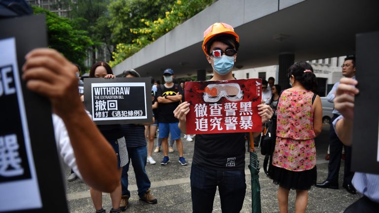 香港會計界首次遊行 5千人上街反送中