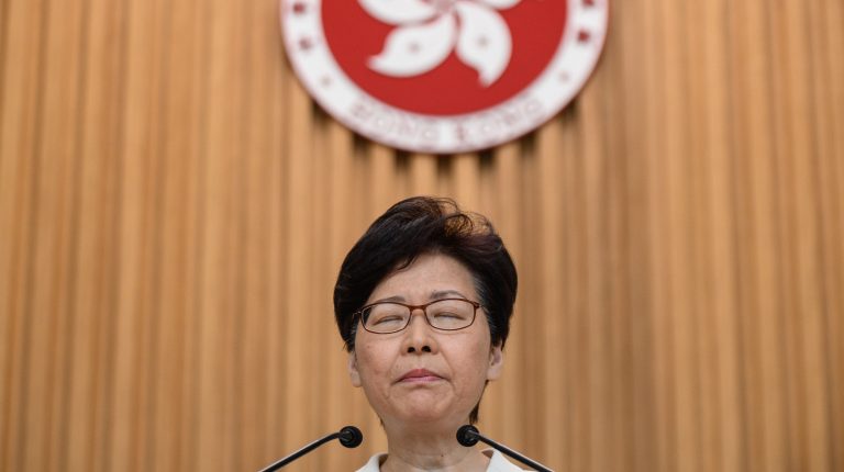 路透：中共駁回港府建議 拒絕安撫抗議者