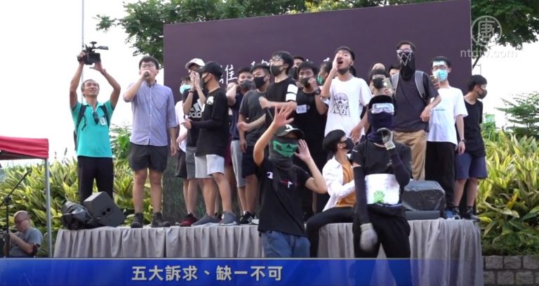 香港中學生「螢火之荊」集會 千人齊唱歌