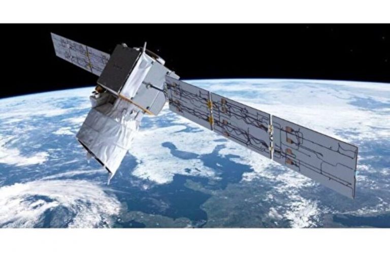 太擠了 歐衛差點撞上SpaceX星鏈