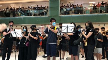 反送中怒火延烧 香港抵制华为等亲共企业