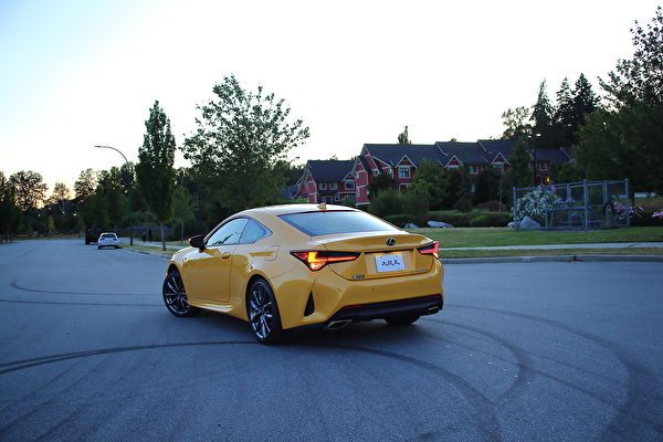 車評：優質享受 2019 Lexus RC350 AWD