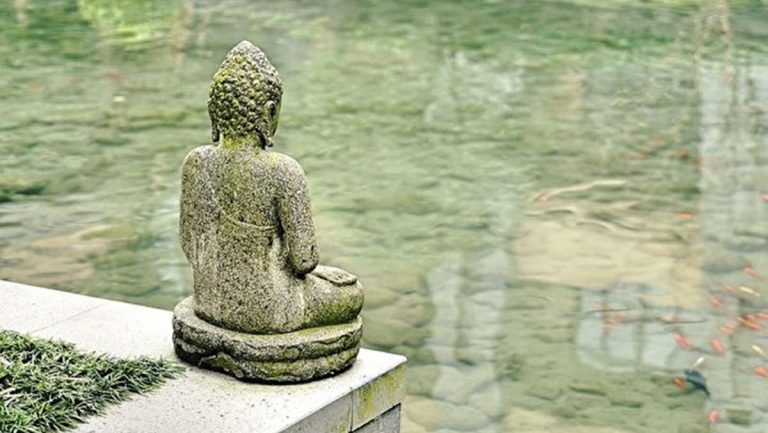 五個和尚去處不同 神佛看的是人心