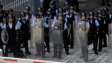 港警拒当炮灰萌退意：不如辞职或移民