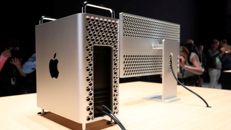 川普豁免政策生效 苹果电脑新品弃中国组装返美生产