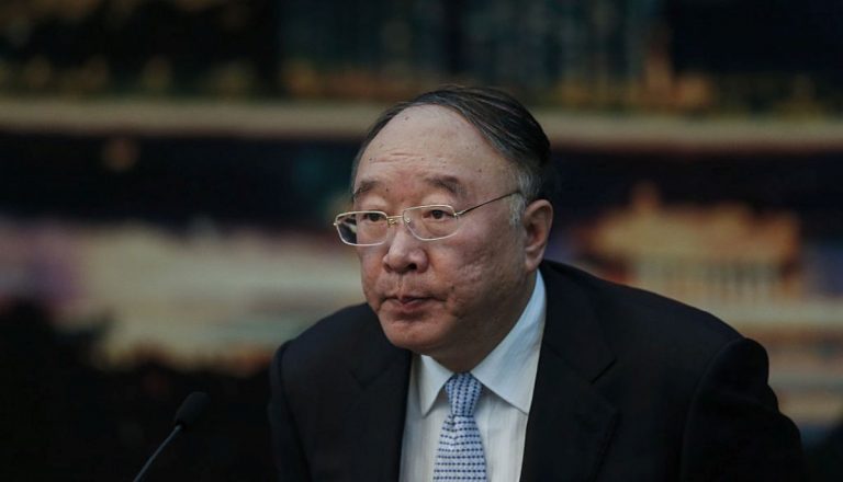 黃奇帆罕見談香港:深圳取代香港是小兒科言論