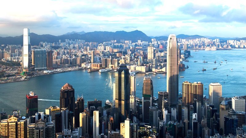 中共精英藏富香港 「一國兩制」難取捨？