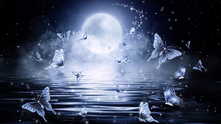 中秋夜神跡：月中落桂子 天香雲外飄