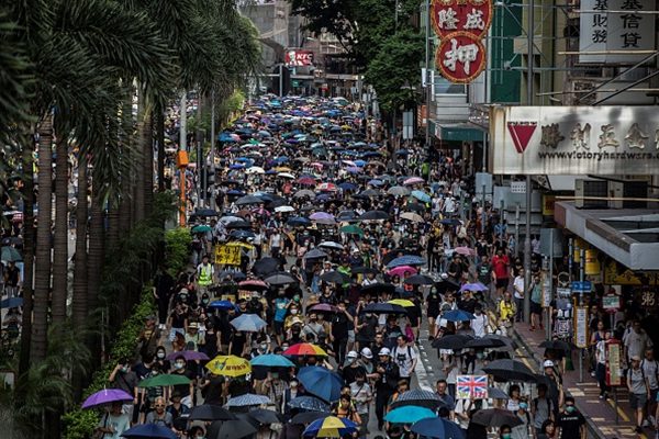 组图1：915香港“全民抗暴政” 人潮挤爆街道