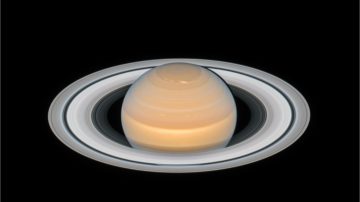 NASA公布土星最新照片 土星环清晰壮观