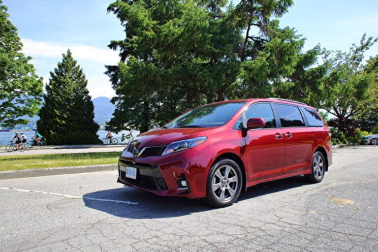 車評：四驅麵包車 2019 Toyota Sienna SE AWD