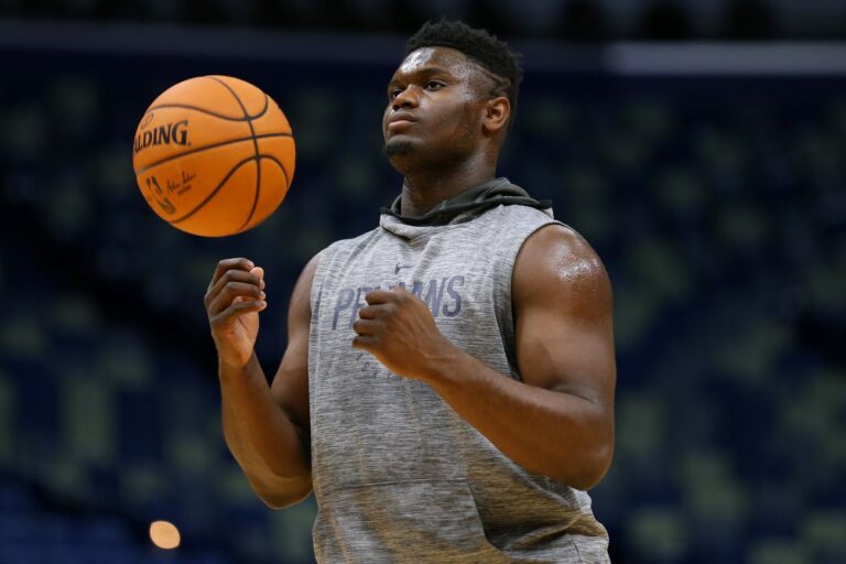 NBA狀元威廉森右膝動刀 開幕戰缺席